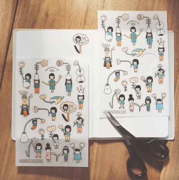 YO HAND STUDIO PRINT ON STICKER FLOWER