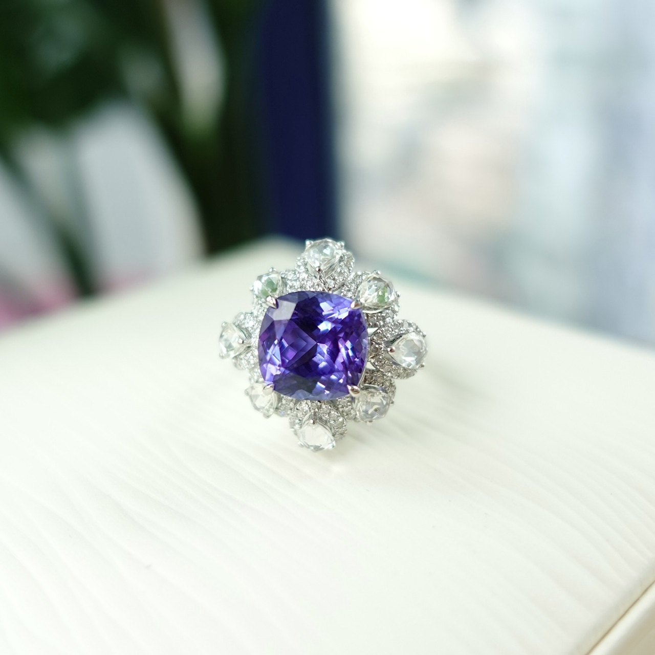 4.89ct薰衣草紫坦桑石18K金鑽石戒指/吊墜兩用款（帶GUILD證書）