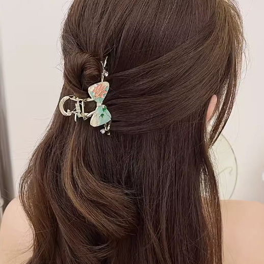 Elegant Classical Tassel Hair Claw