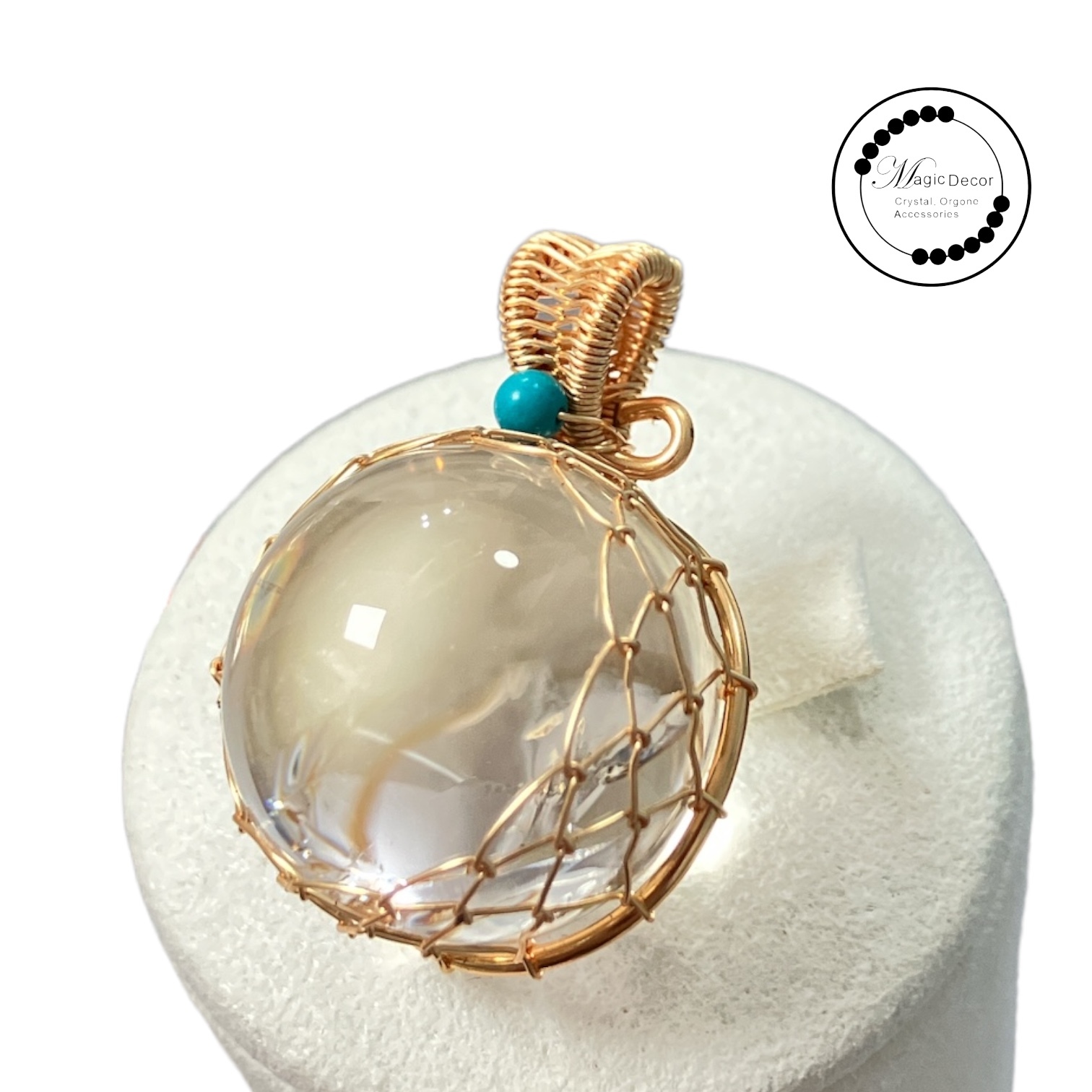 260409 - A24 彩虹白阿賽金色繞線波波吊咀（小） + 送金色鈦鋼鏈