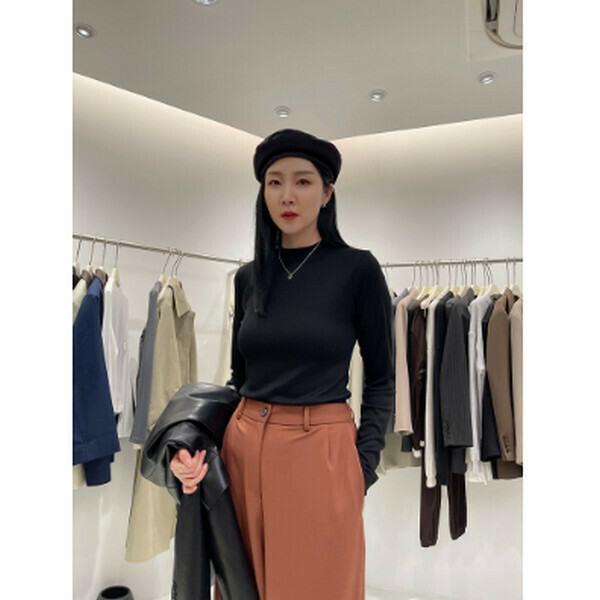 Soft and thin round neck solid color T-shirt [spring threaded cotton black] [one size]