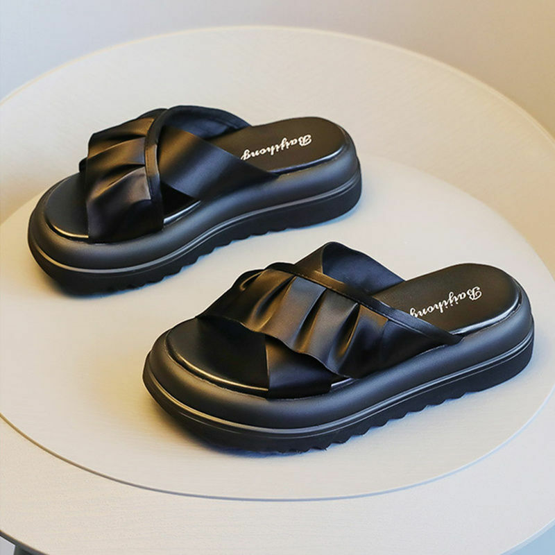 Hot selling thick-soled sandals (black size 35-40) (please contact customer service to confirm the delivery size after placing the order)