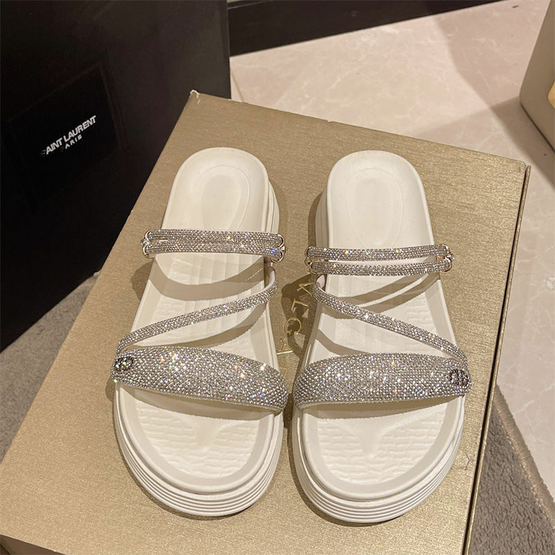 Hot selling rhinestone slippers (off-white, size 35-40) (please contact customer service to confirm the delivery size after placing the order)