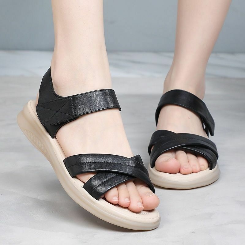 Hot selling soft leather sandals (black size 35-40) (please contact customer service to confirm the delivery size after placing the order)