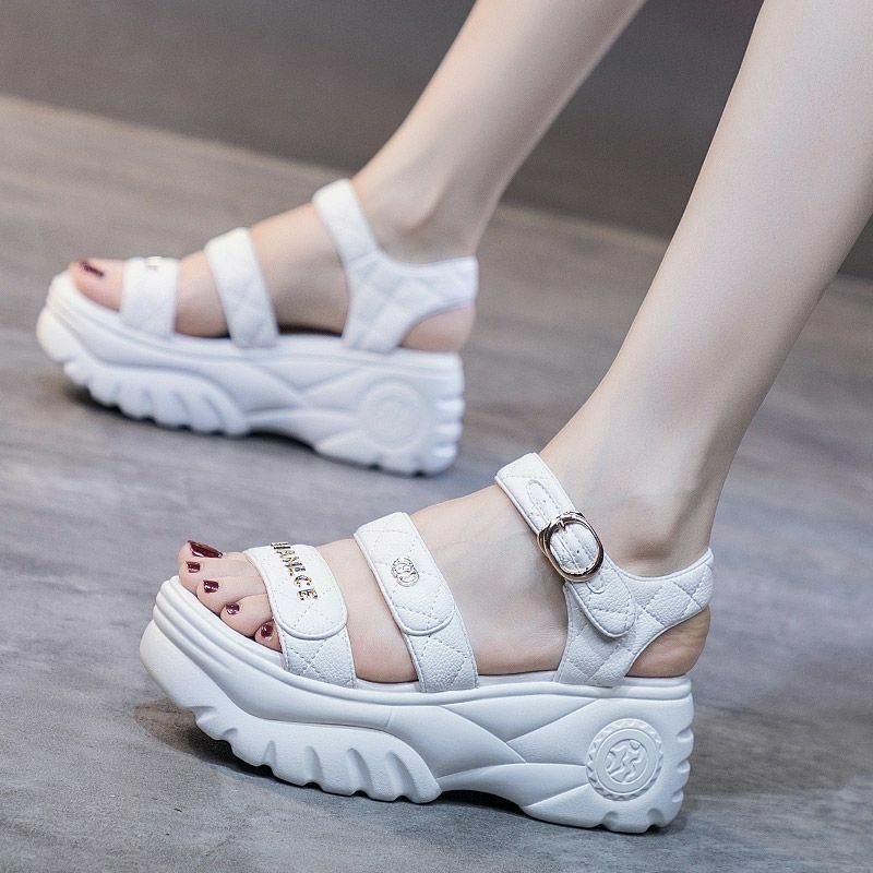 Hot selling thick-soled wedge sandals (white size 35-40) (please contact customer service to confirm the delivery size after placing the order)