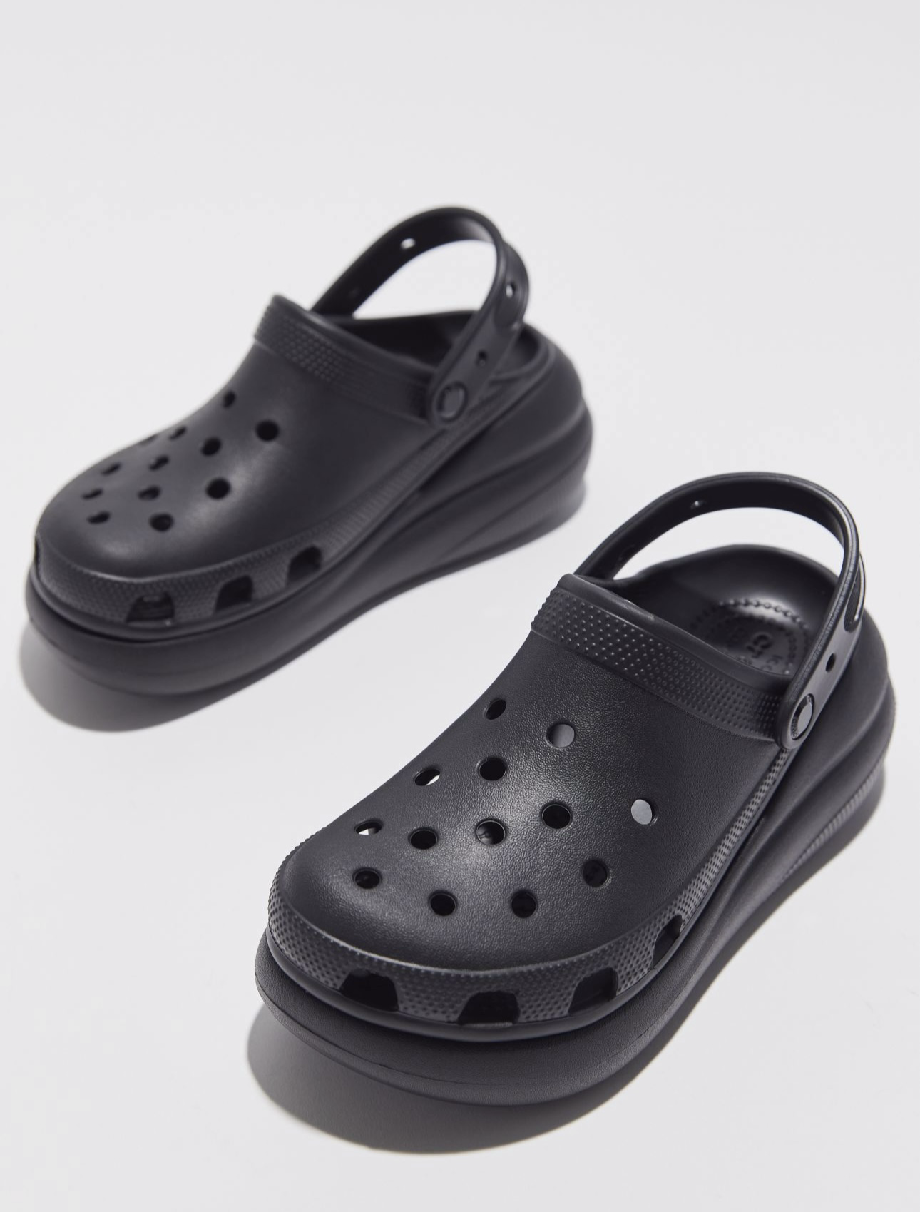 【預購】Crocs F051499 女裝厚底洞洞鞋