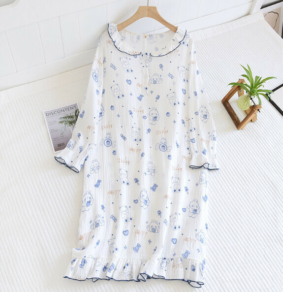 Spring and Autumn Crepe Long-sleeved Nightdress (LH White Candy Bear) [M-L Size] [Contact Customer Service to Confirm Shipping Size After Placing an Order]