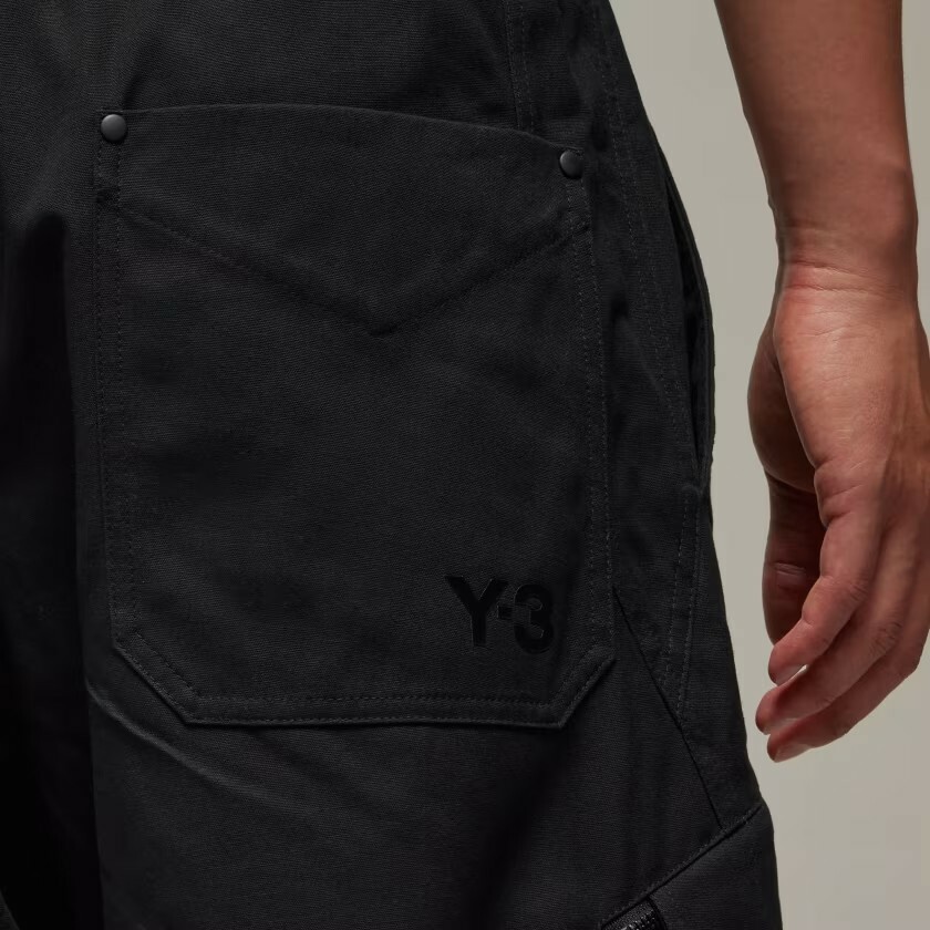 【 Y-3 WRKWR SHORTS 頂級工裝五分褲 - 黑 】