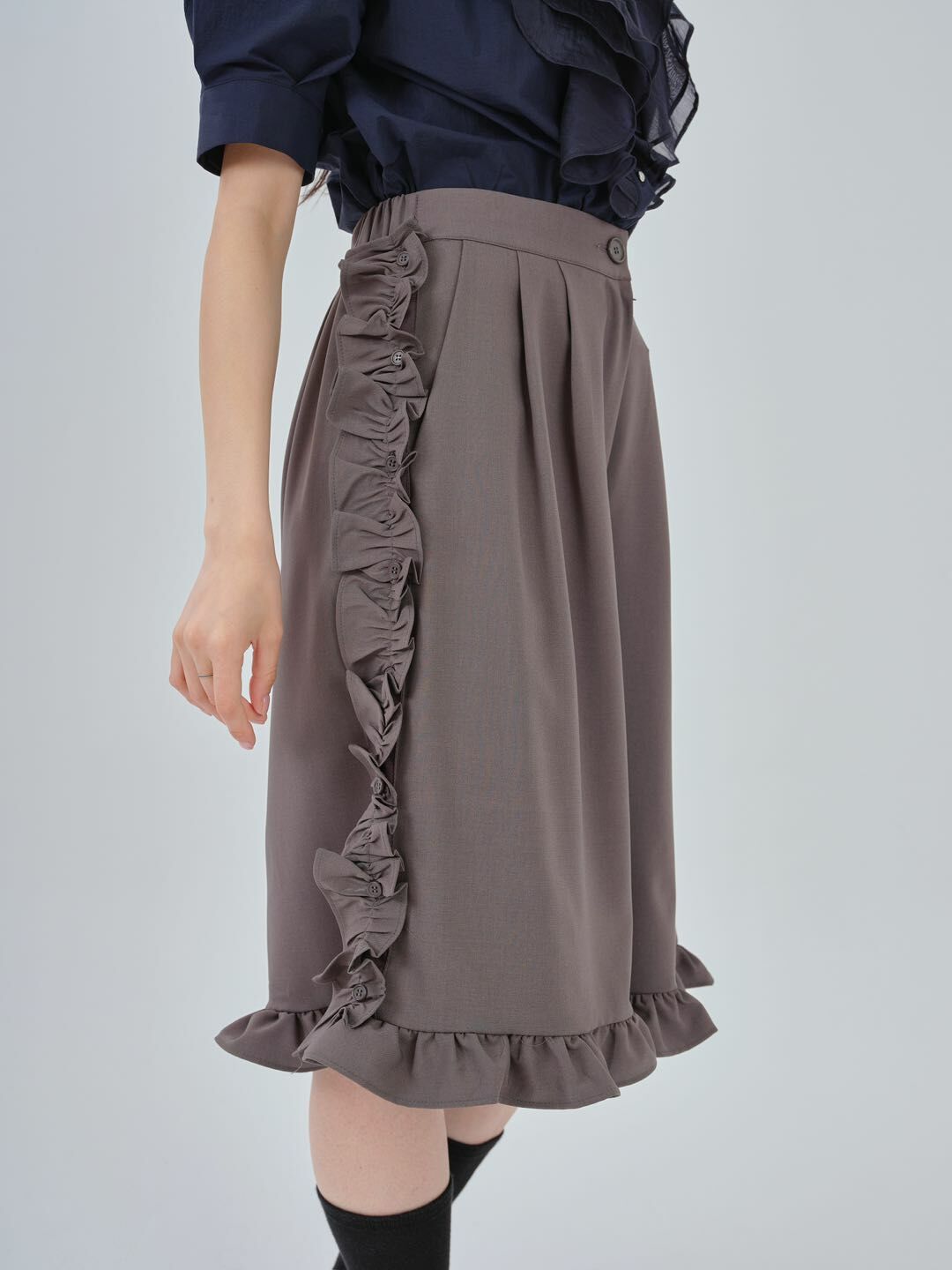 預購 - KR 側可拆Ruffle Pants