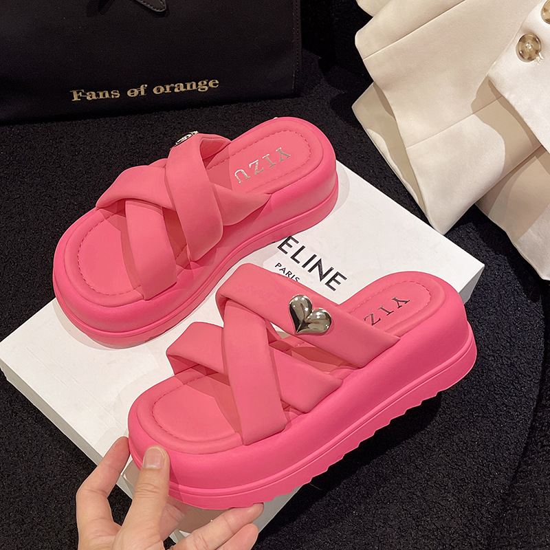 Hot selling soft-soled sandals (rose red size 35-40) (please contact customer service to confirm the delivery size after placing the order)