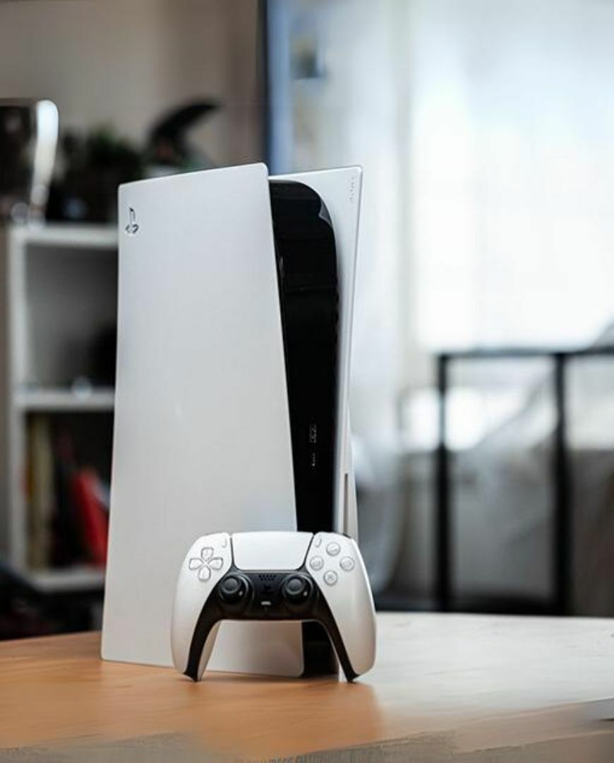 [單次型出租方案] PlayStation | PS5 Slim 光碟版 輕薄型主機+單把手 (CFI-2018A01)