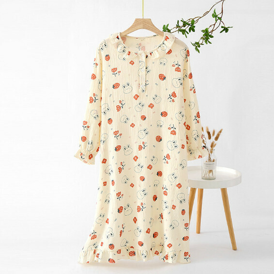 Spring and Summer Crepe Round Neck Long Sleeve Nightdress (SXL Strawberry Bunny) [M-XL Size] [Contact Customer Service to Confirm Shipping Size After Placing an Order]