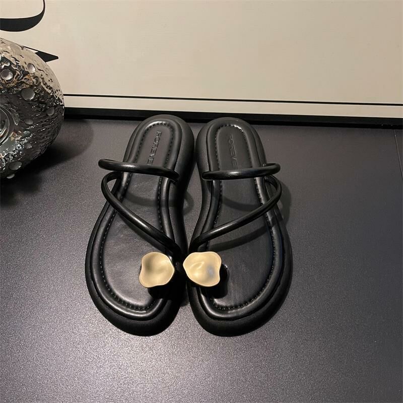 Hot selling sandals (black size 35-40) (please contact customer service to confirm the delivery size after placing the order)