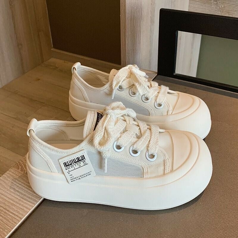 Hot selling big toe bread shoes (white size 35-40) (please contact customer service to confirm the delivery size after placing the order)