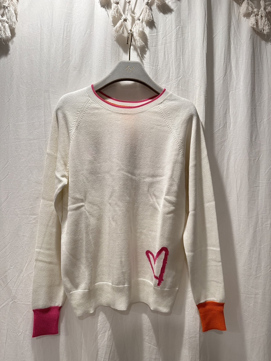 Popping Lip Sweater嘴唇刺繡針織上衣