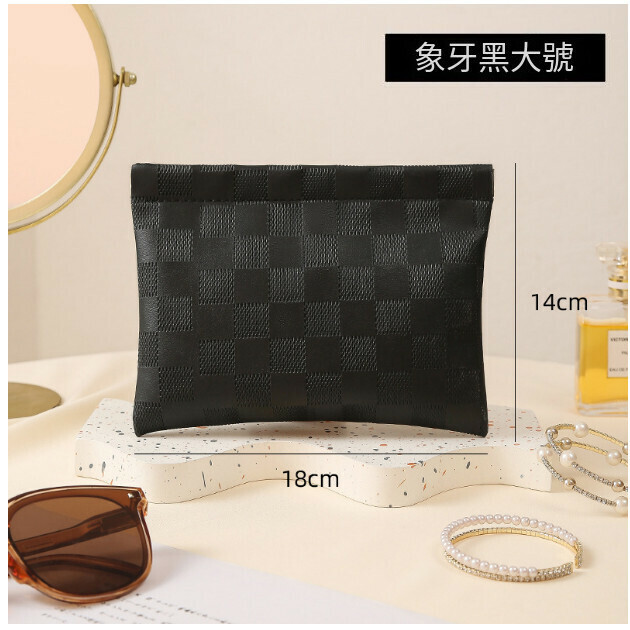 Hot Selling Portable Cosmetic Bag Coin Bag [Checkerboard [Black Large] Specifications [Automatic Closing]