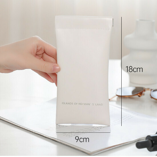 Hot Selling Portable Cosmetic Bag Coin Bag [Milk White] Specifications [Automatic Closing]