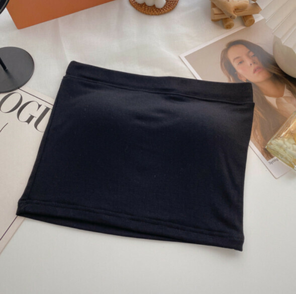 Short bandeau vest with chest pad solid color (black) [one size]