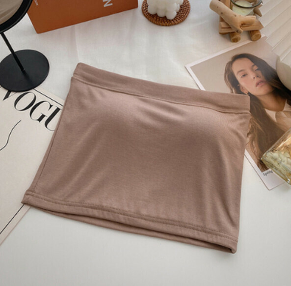 Short bandeau vest with chest pad solid color (camel color) [one size]
