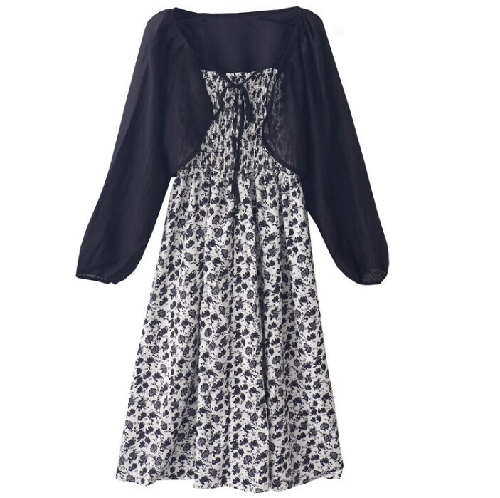 Hot selling small floral suspender skirt + blouse [black] [one size fits all]