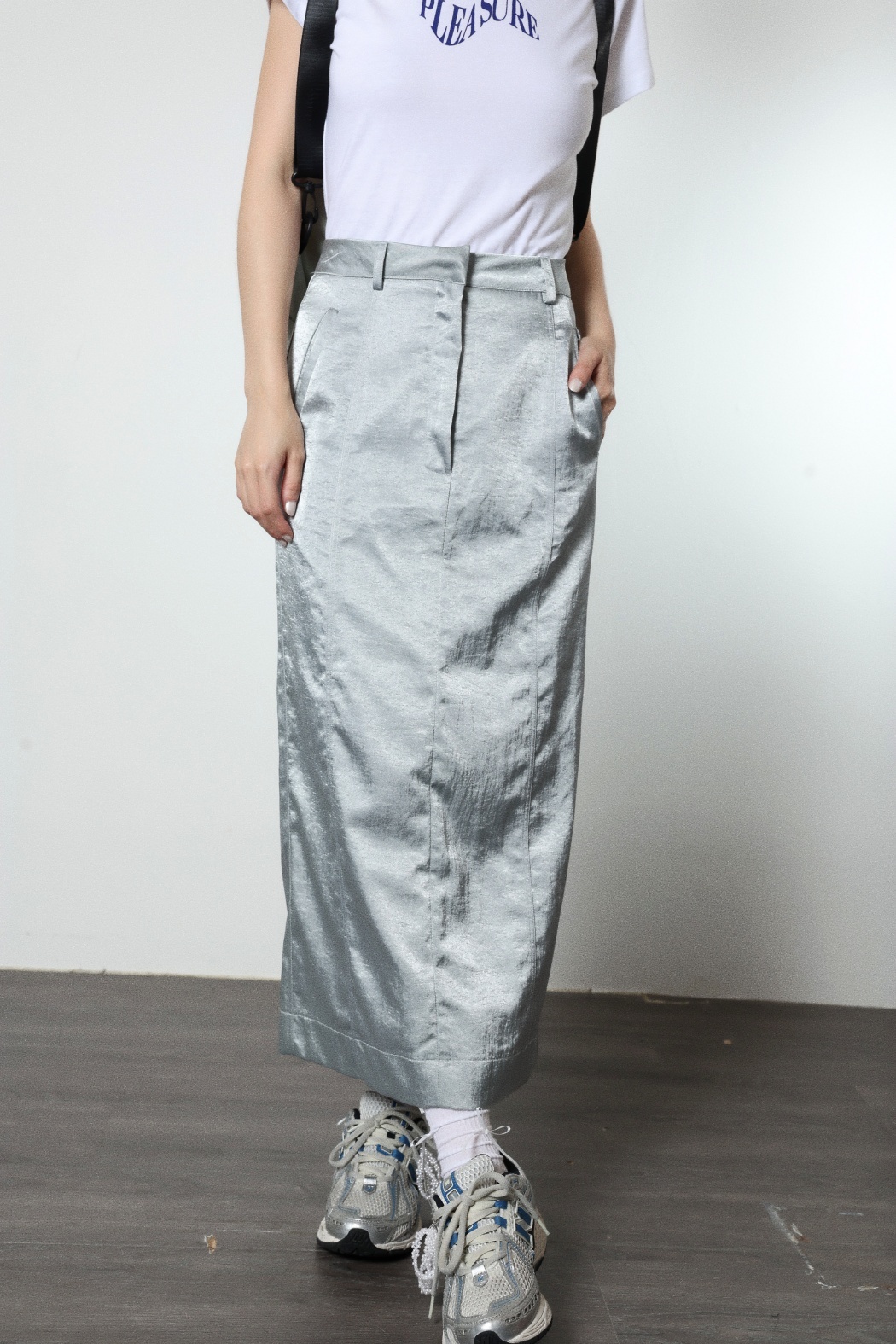 質感絲光直筒長裙