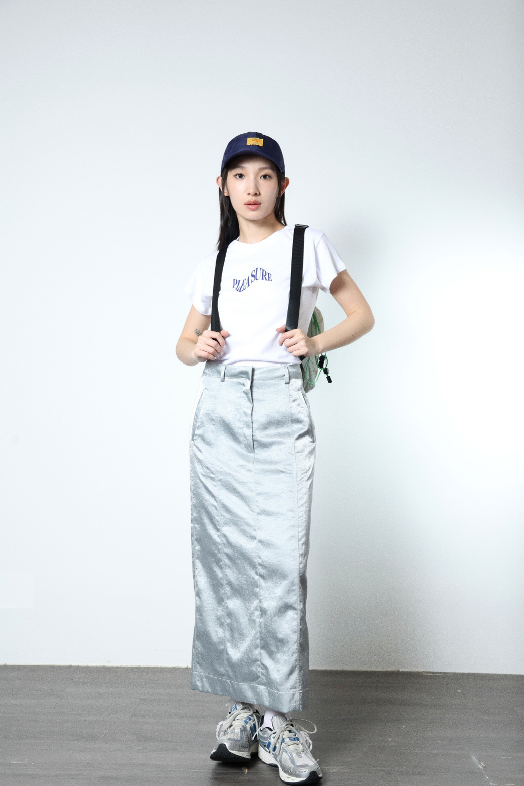 質感絲光直筒長裙