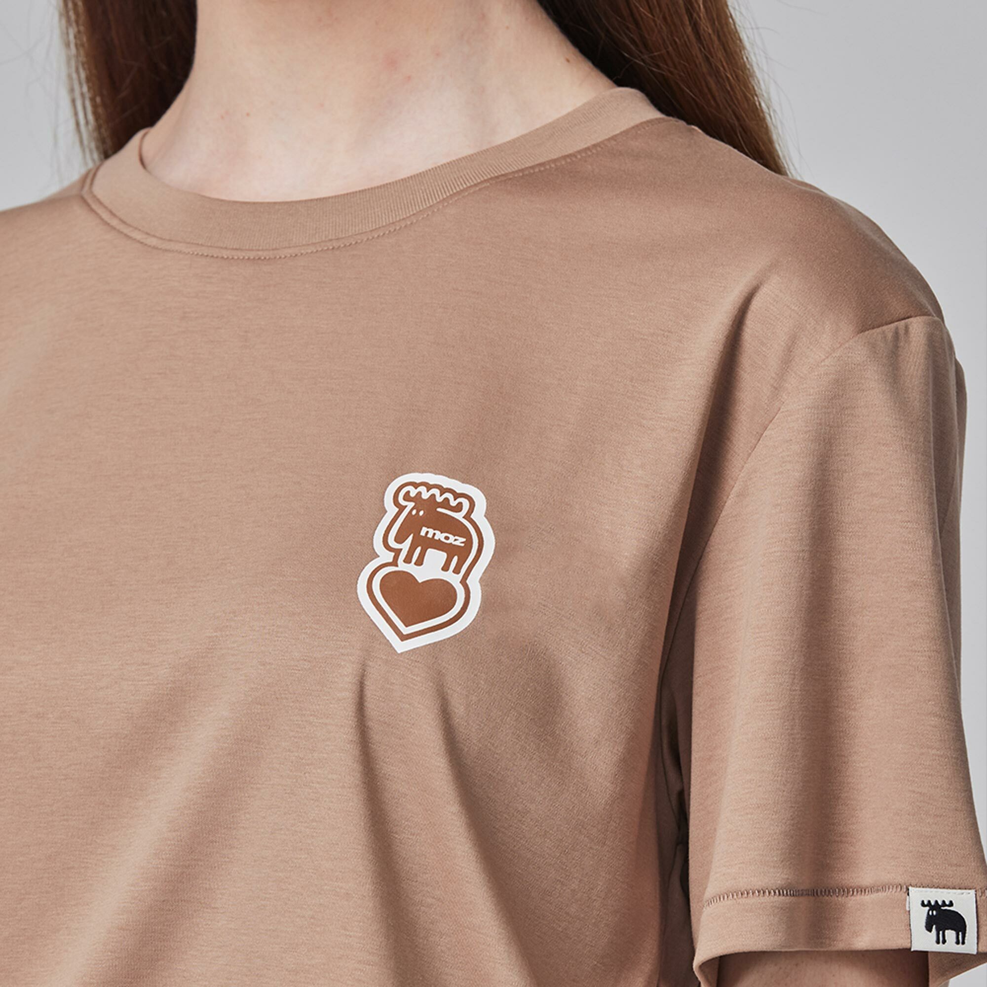 ❄️冰河棉 moz瑞典 愛心駝鹿 舒適 冰河棉 100%純棉 涼感彈力T恤-可可(亞洲版)女款