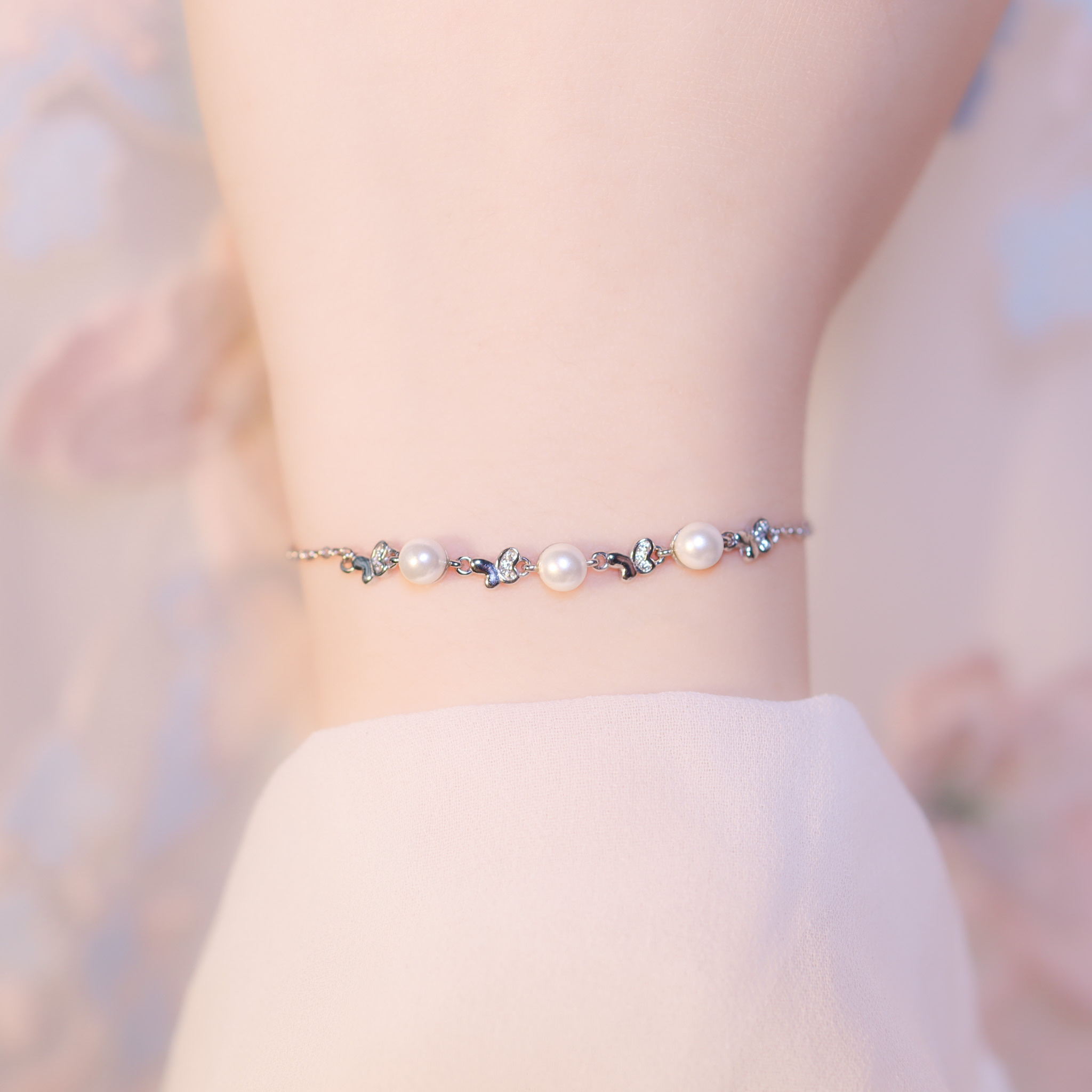 | 925 Silver・White Gold・Rose Gold・Pearl | Butterfly Moment Bracelet（Silver / Rose Gold） | BR1079 |