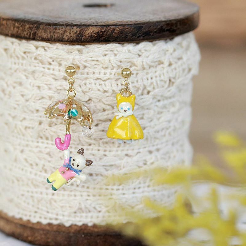 雨季下的貓咪耳環