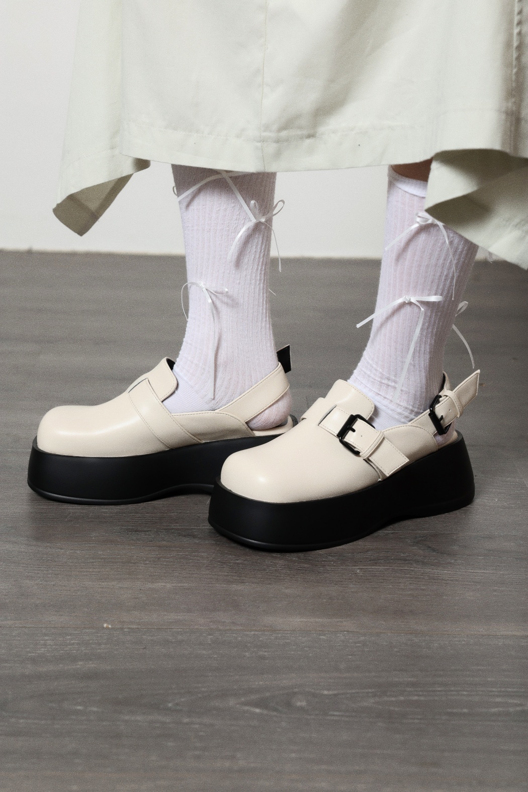 【穿拍樣品】厚底勃肯鞋-白