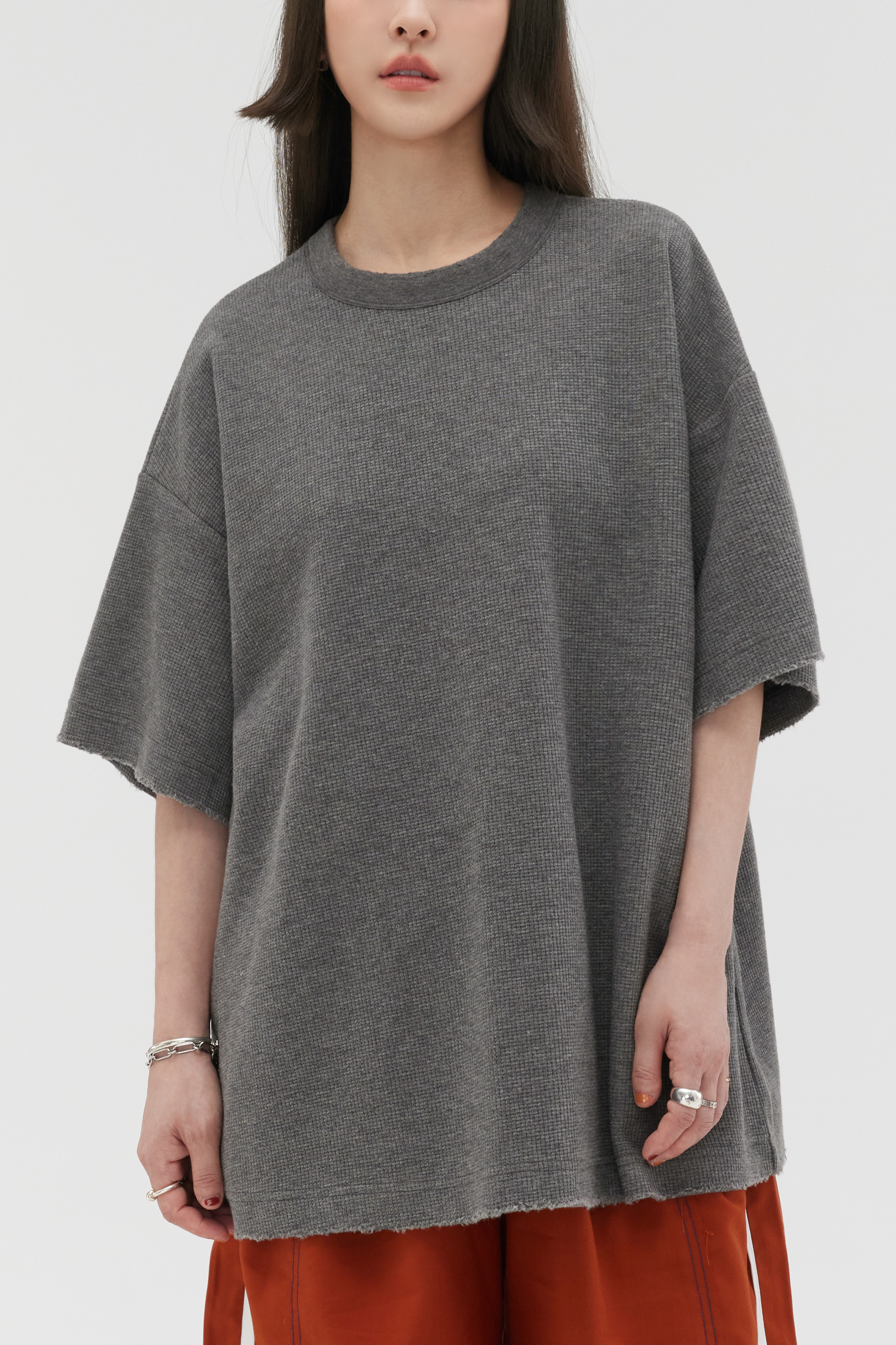 Ripped-edge Waffle Tee | Gray