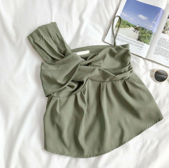 Irregular kink sleeveless sling (green) [one size]
