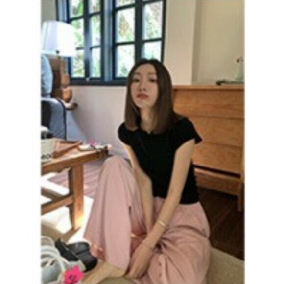 Small Flying Sleeve Round Neck Pleated Ice Silk Wool Shoulder T [Black] [One Size]