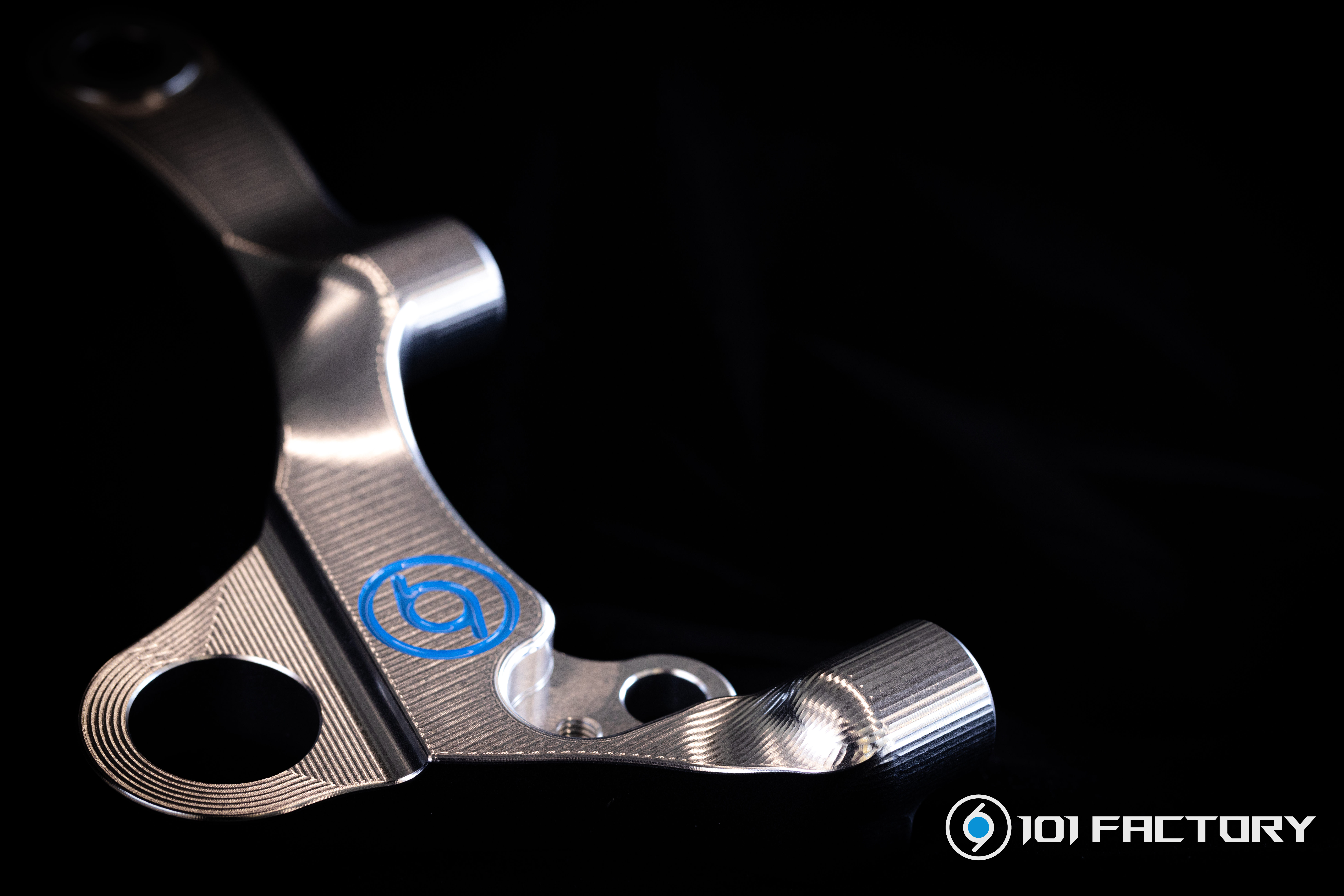 1O1 Factory - Lambretta X300 radial caliper mounting li
