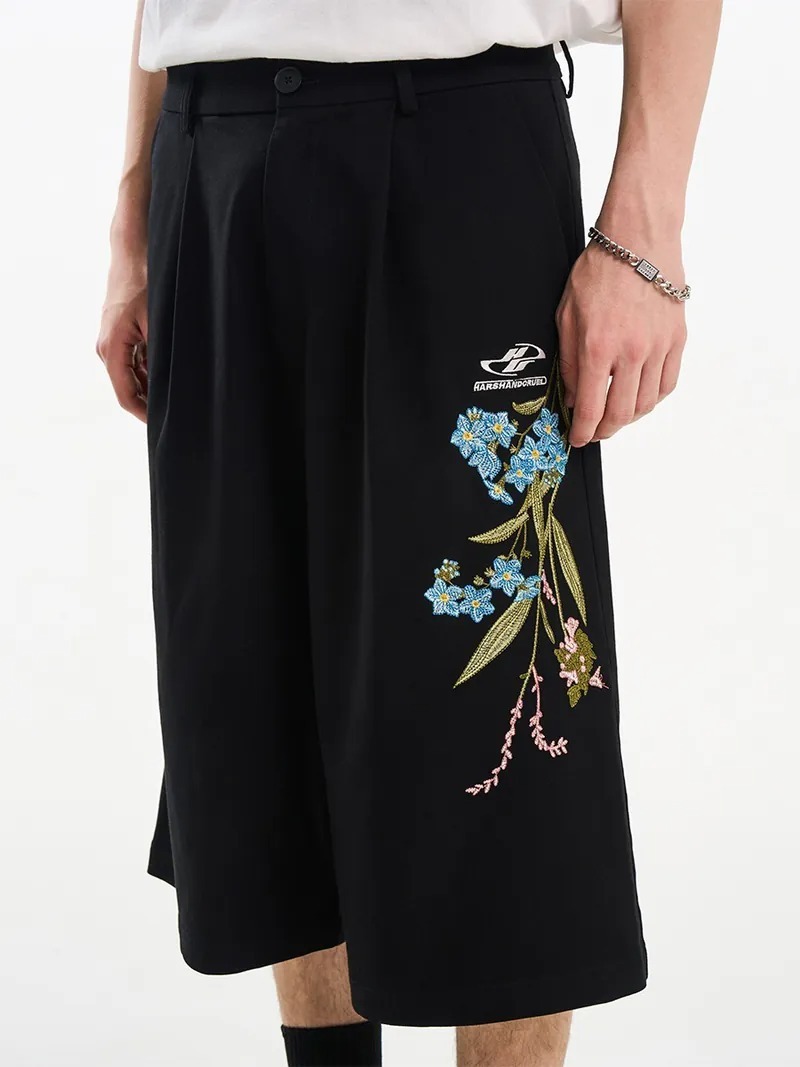 Harsh and Cruel 24SS 中國風刺繡花卉闊腿西裝短褲 HL242060143