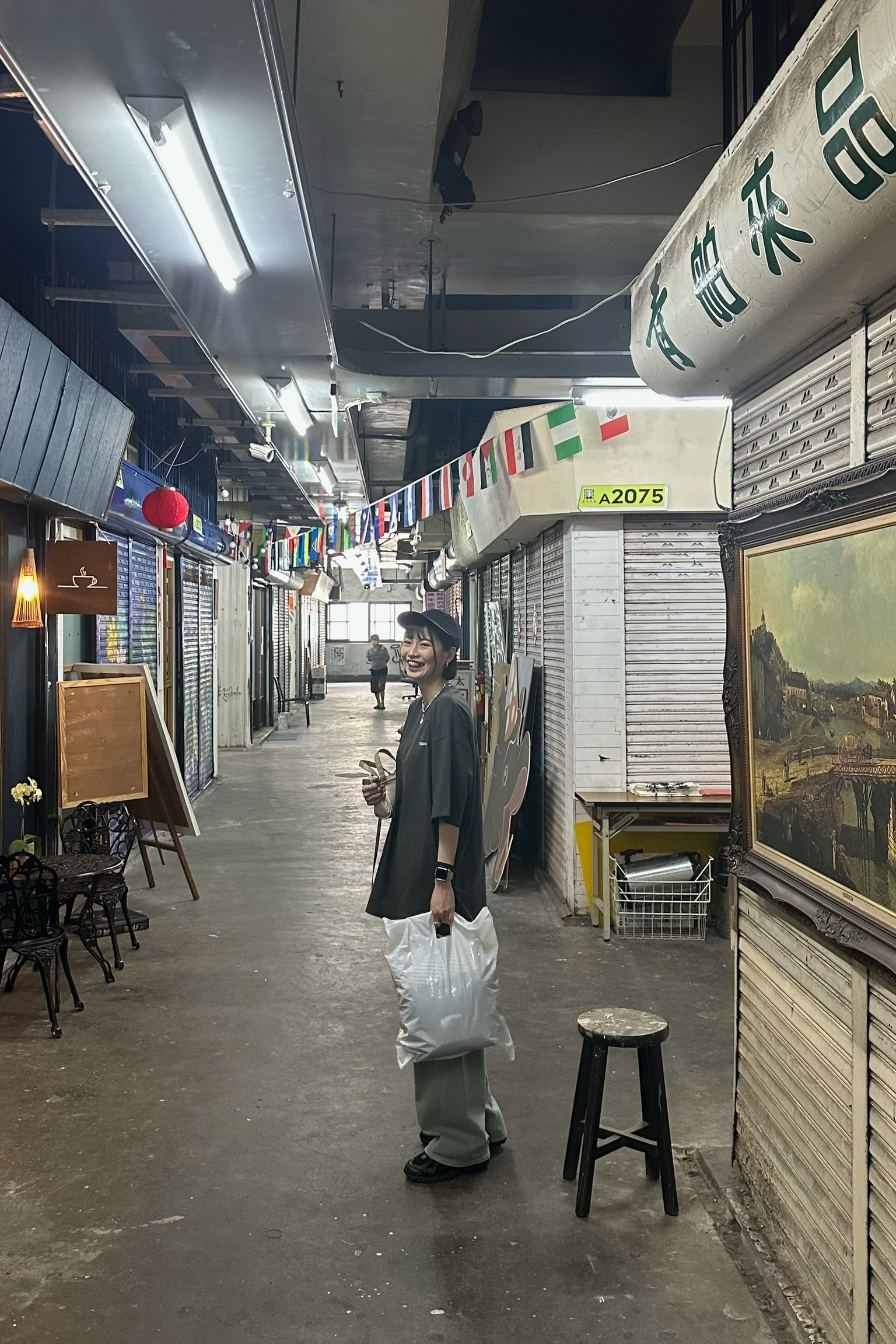 CMF訂製刺繡素Tee