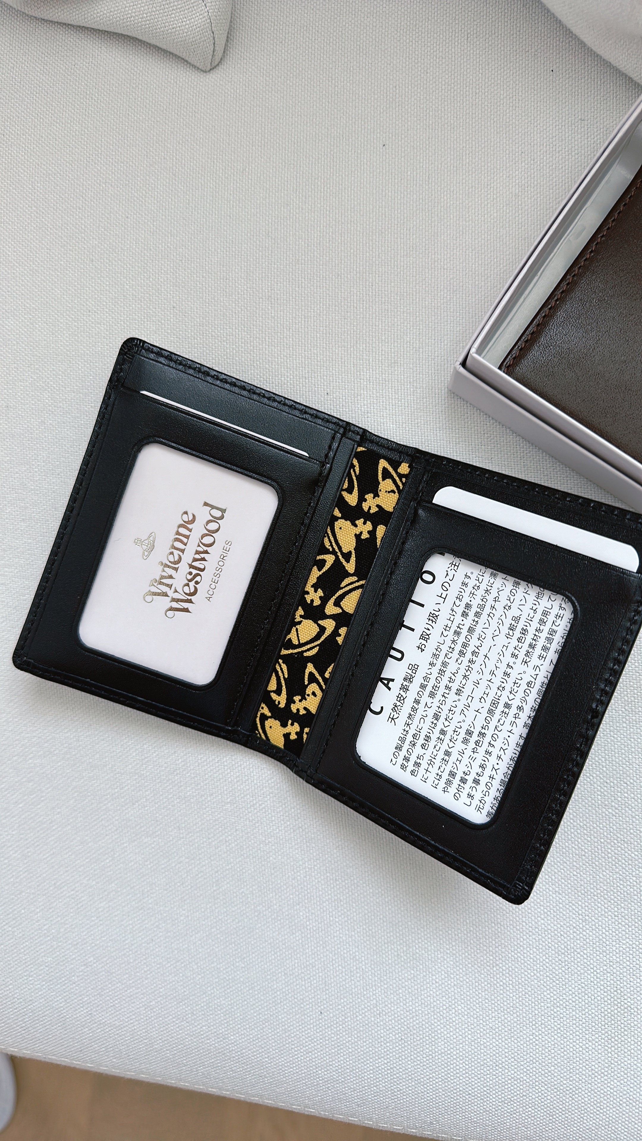 【国内即発】Vivienne Westwood CARD CASE 51110052 L001N N402 国内即発】Vivienne Westwood CARD CASE 51110052 L001N N402