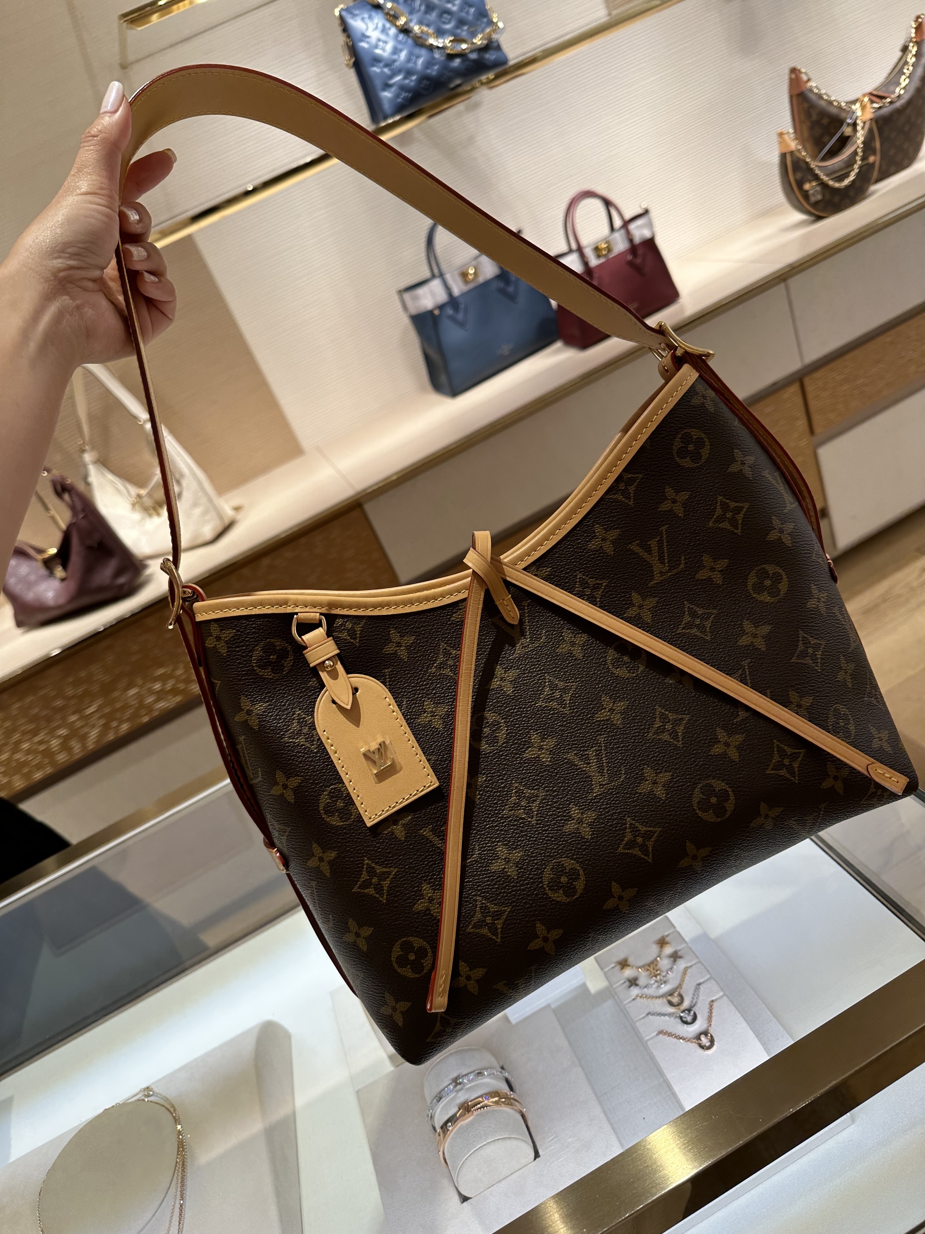 (LV) Louis Vuitton Carryall PM