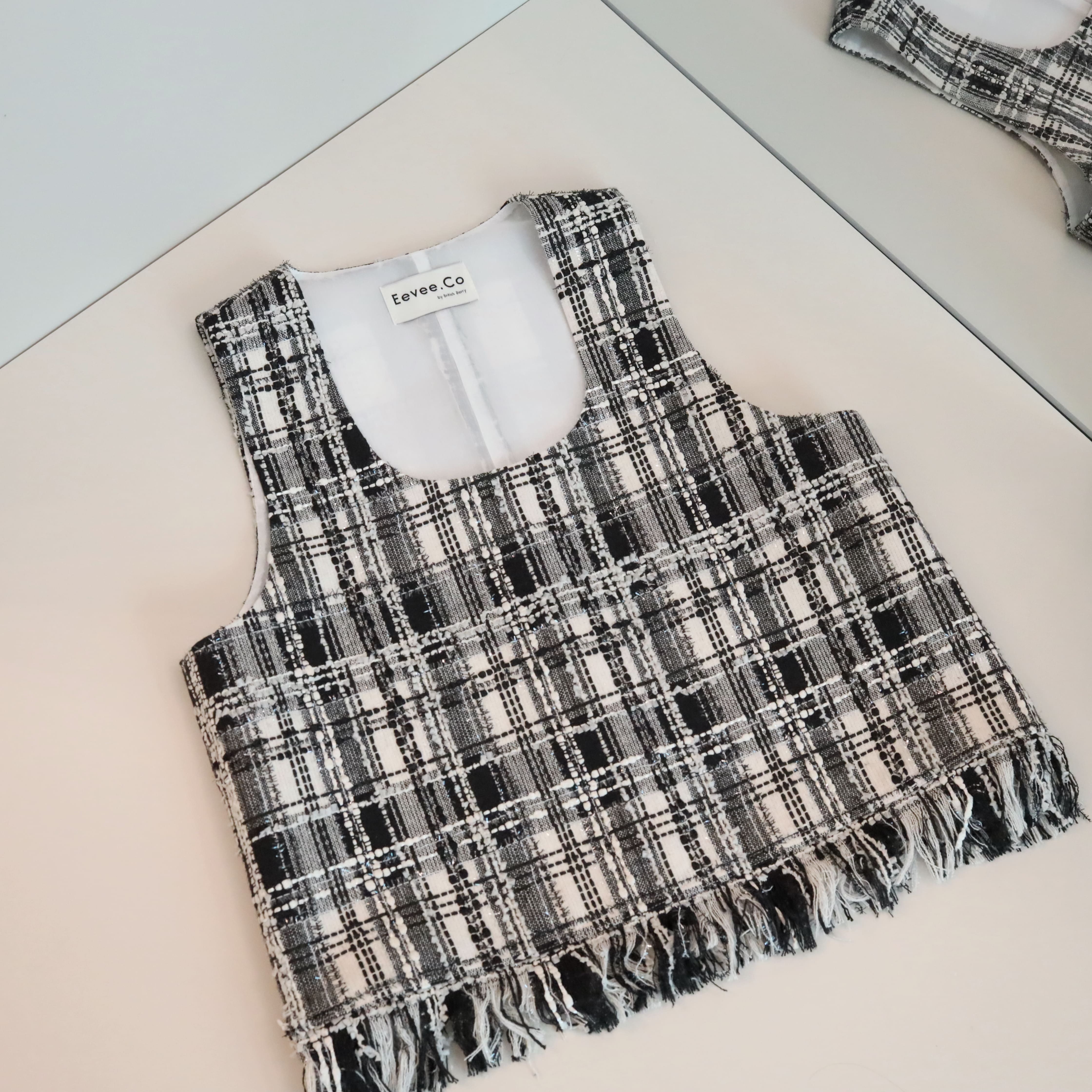 現貨 7011 必入手 黑白流蘇Tweed背心