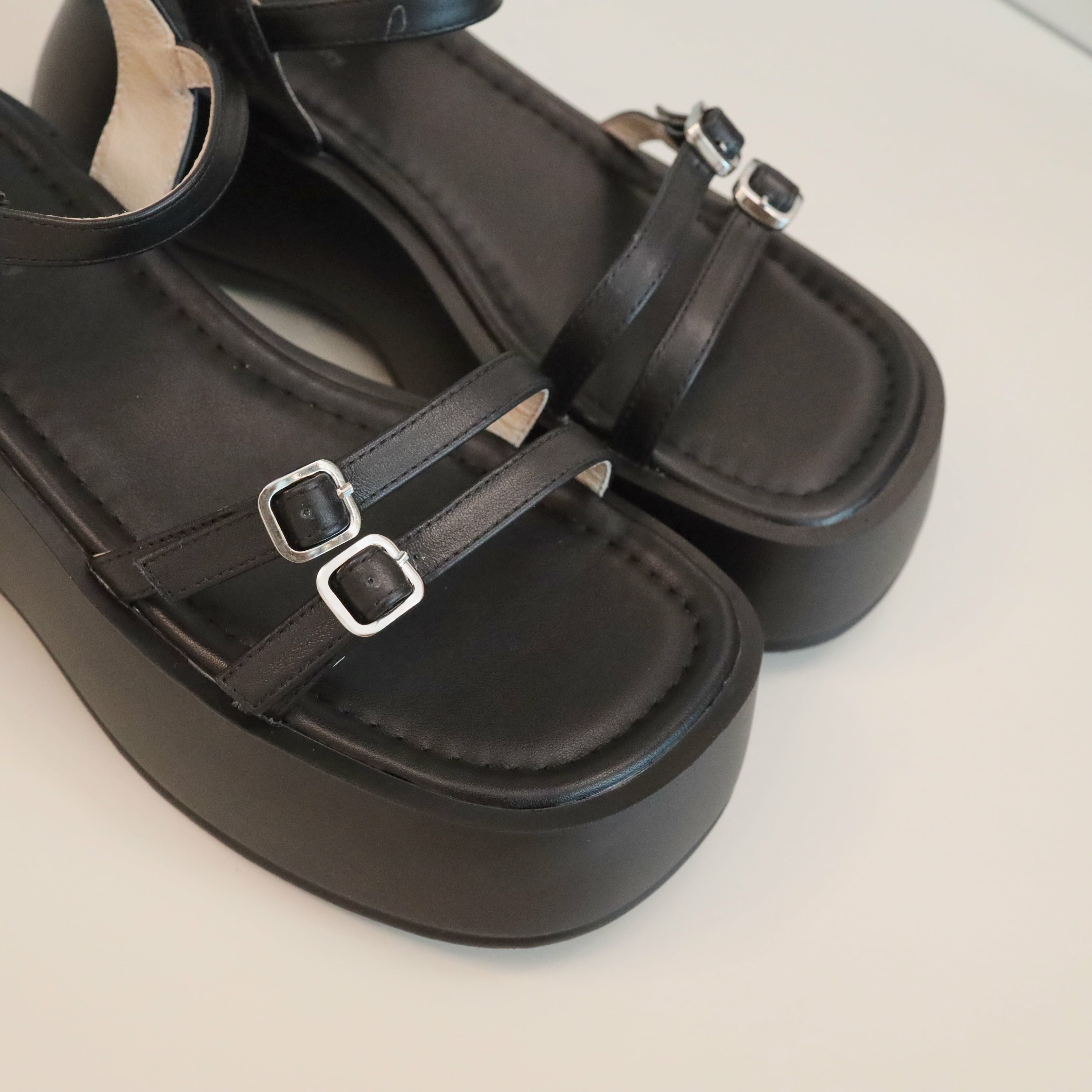 (現貨) SS2184 Tila Platform Sandals