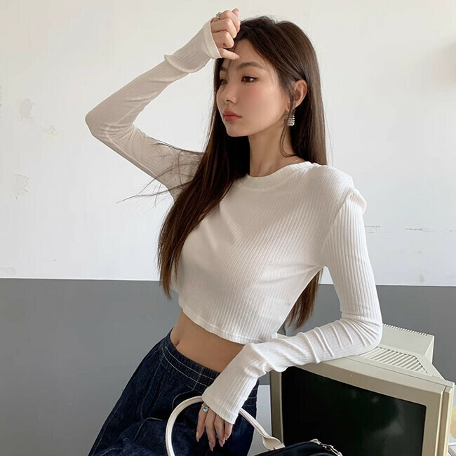 Hot selling high-waisted short base T-shirt (white) (S-L size) (contact customer service after placing the order to confirm the delivery size)