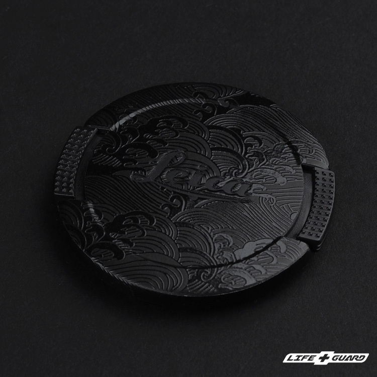 海浪極黑貼膜質感特寫，LIFE+GUARD 設計風格