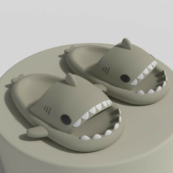 Hot selling shark style EVA sandals [small silver gray] [size 36-45] (please contact customer service to confirm the delivery size after placing the order)