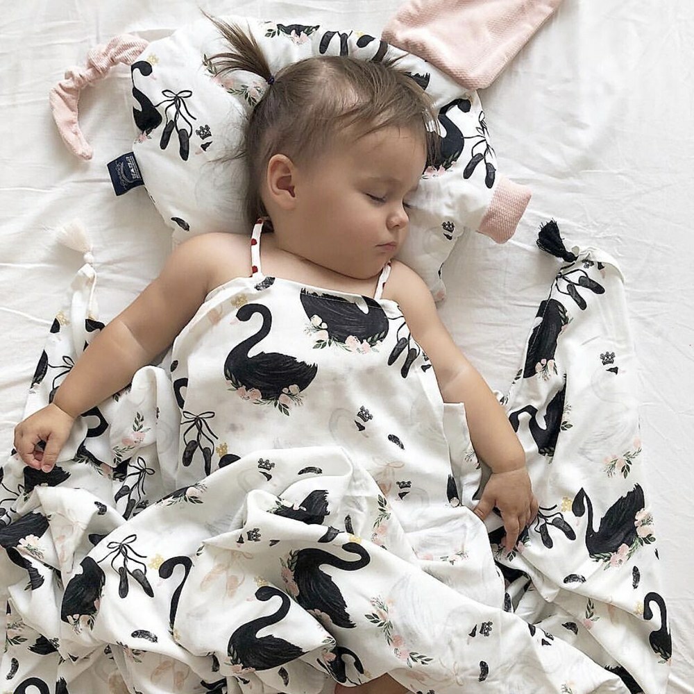 La Millou波蘭 竹纖涼感巾加大(140x110cm)｜抗菌包巾｜動物探險隊(粉底)