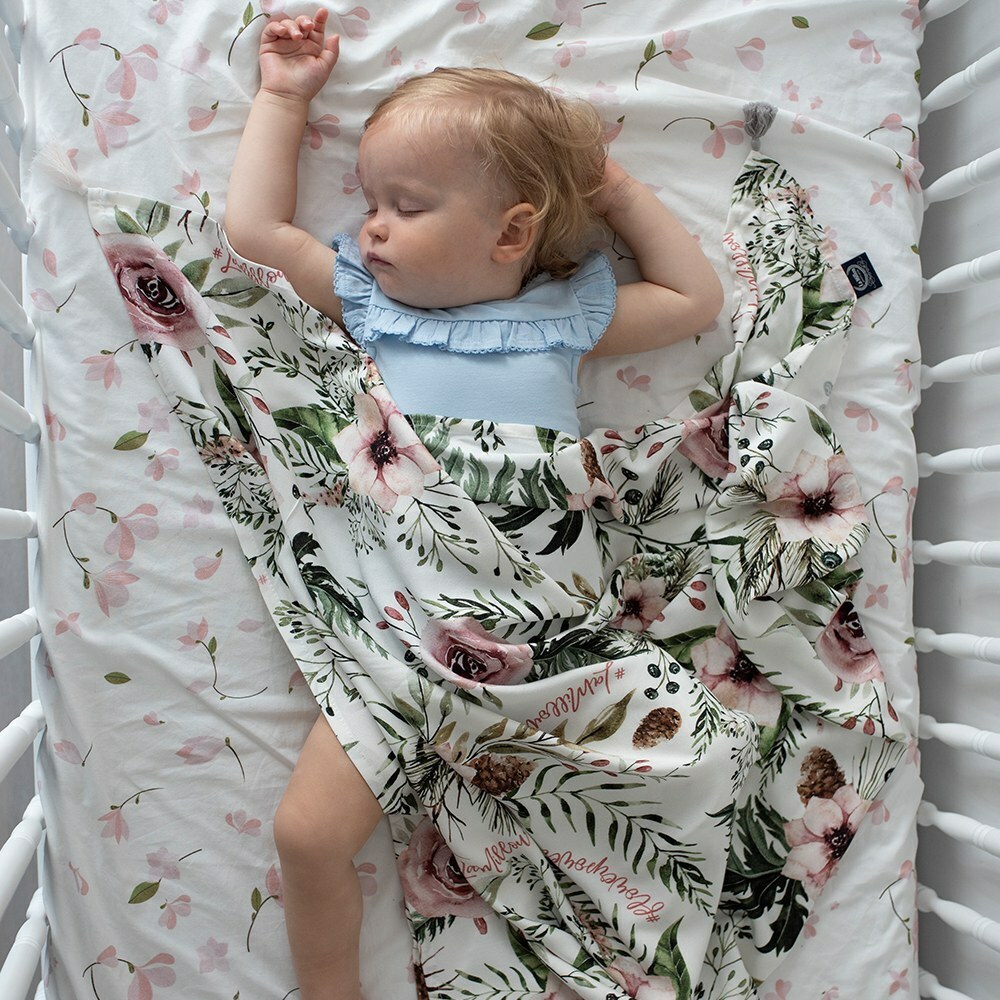 La Millou波蘭 竹纖涼感巾加大(140x110cm)｜抗菌包巾｜旋轉小木馬(粉底)