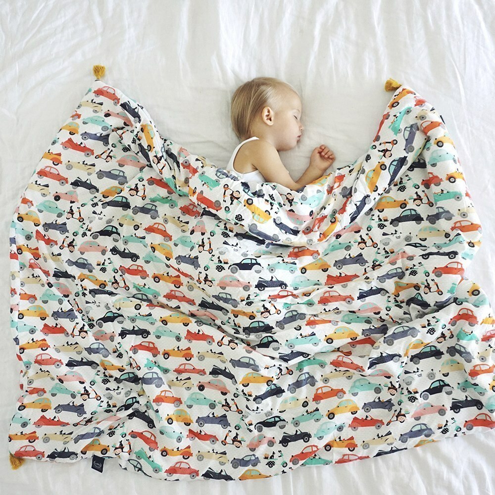 La Millou波蘭 竹纖涼感被(140x110cm)｜抗菌被｜無流蘇簡約質感｜童話獨角獸(粉底)