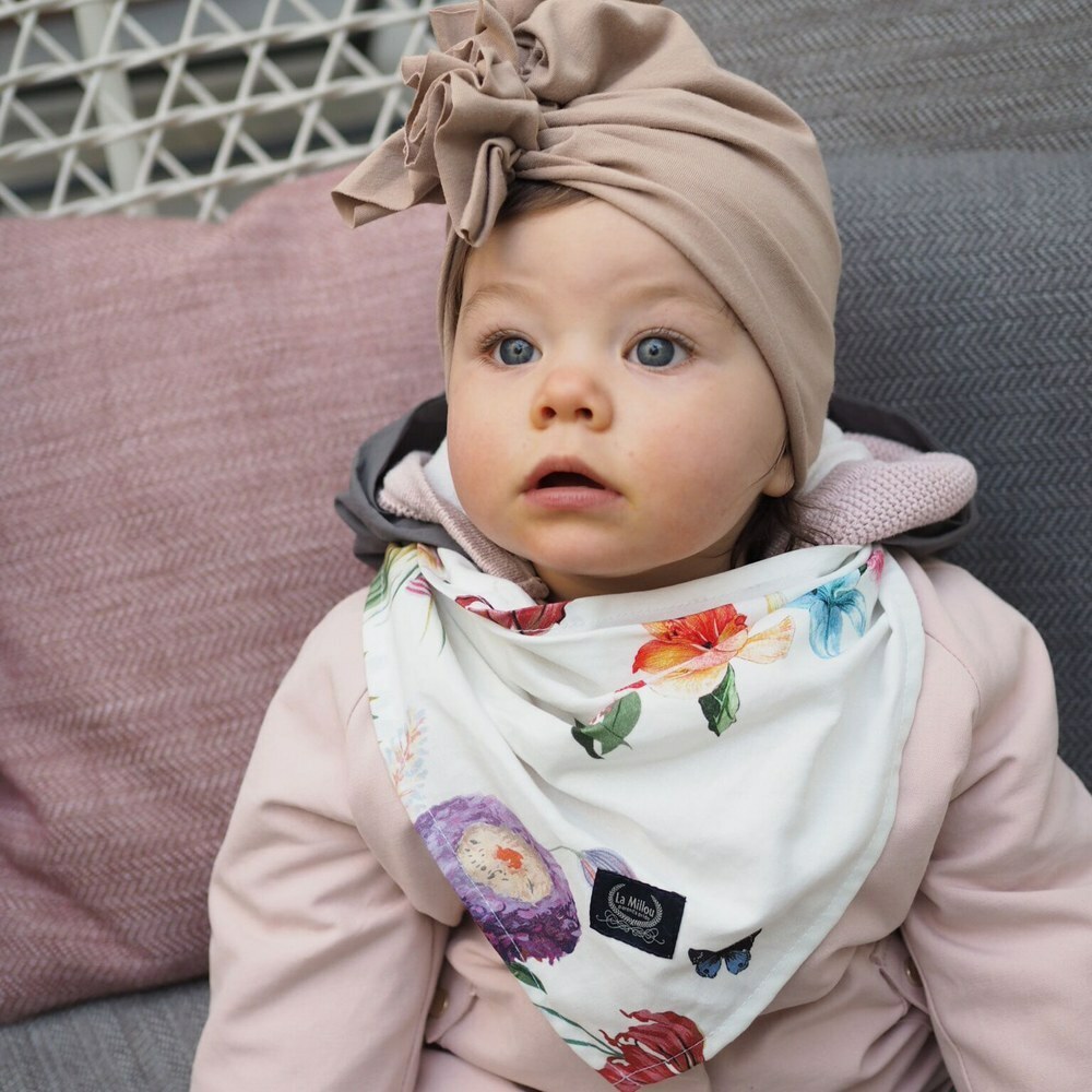 La Millou波蘭 竹纖涼感口水兜｜抗菌口水兜｜星空胖柯基(藍底)