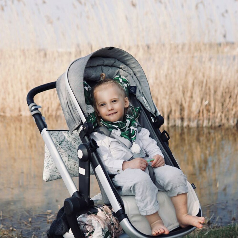 La Millou波蘭 竹纖涼感口水兜流蘇綁帶款｜抗菌口水兜｜La Millou Family II