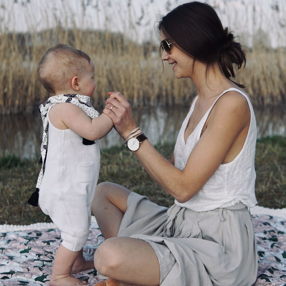 La Millou波蘭 竹纖涼感口水兜流蘇綁帶款｜抗菌口水兜｜希臘紫鳶花