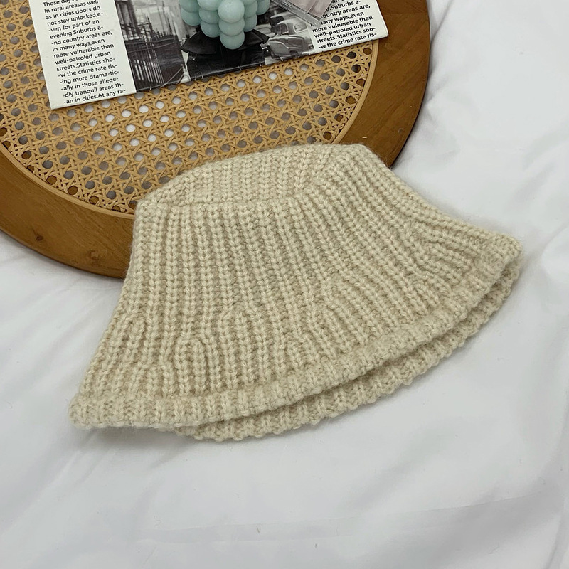 Hot selling large head circumference woolen hat warm knitted hat fisherman hat (M (56-58cm) off-white)